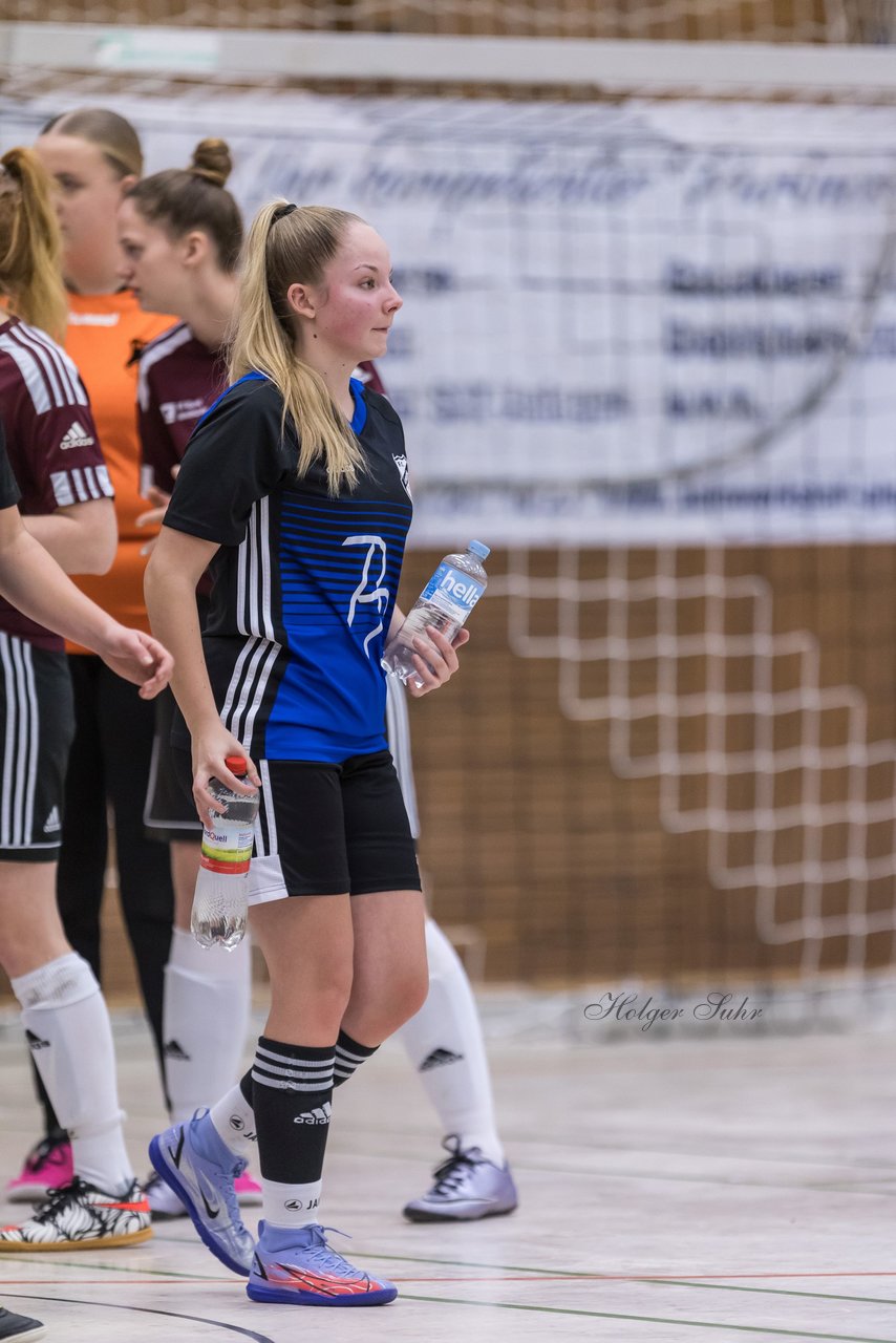 Bild 69 - VR Bank Cup Horst